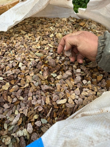 Златолит персиковый декоративная каменная крошка купить в Нефтекамске