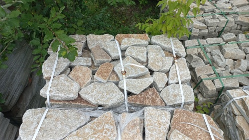 Гранитный плитняк галтованный для парковки купить в Нефтекамске