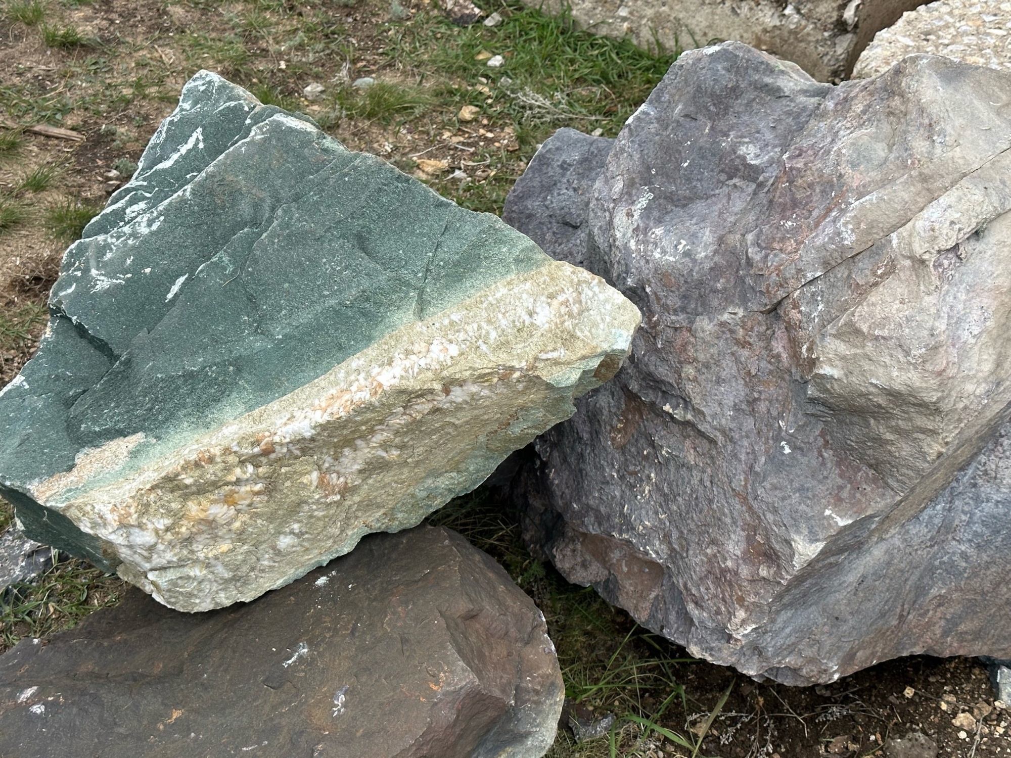 Камни для ландшафтного дизайна зелёные 10-60 килограмм купить в Нефтекамске