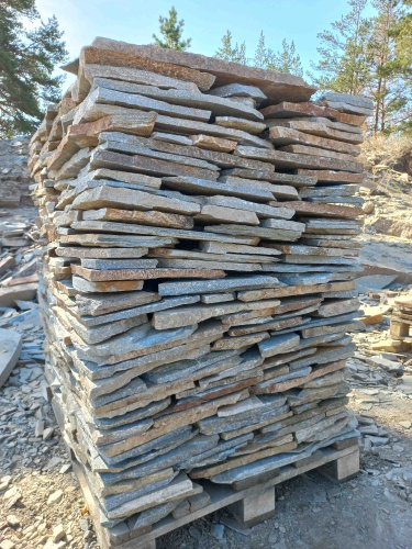 Плитняк златолит серебристый для цоколя, отмостки купить в Нефтекамске