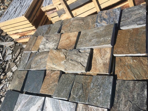 Плитка пилёная златолит Уральский для цоколя, отмостки купить в Нефтекамске