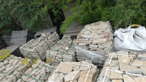 Плитняк гранитный галтованный купить в Нефтекамске