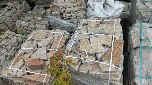 Гранитный плитняк галтованный для парковки купить в Нефтекамске